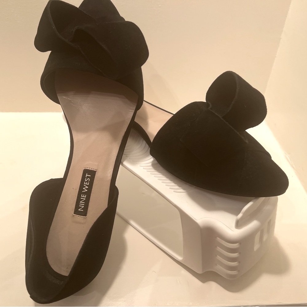 Nine West - Like New - 2 piece black suede flats - Size 9